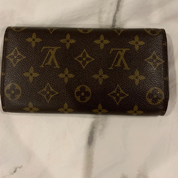 louis vuitton wallet - Picture 6 of 6